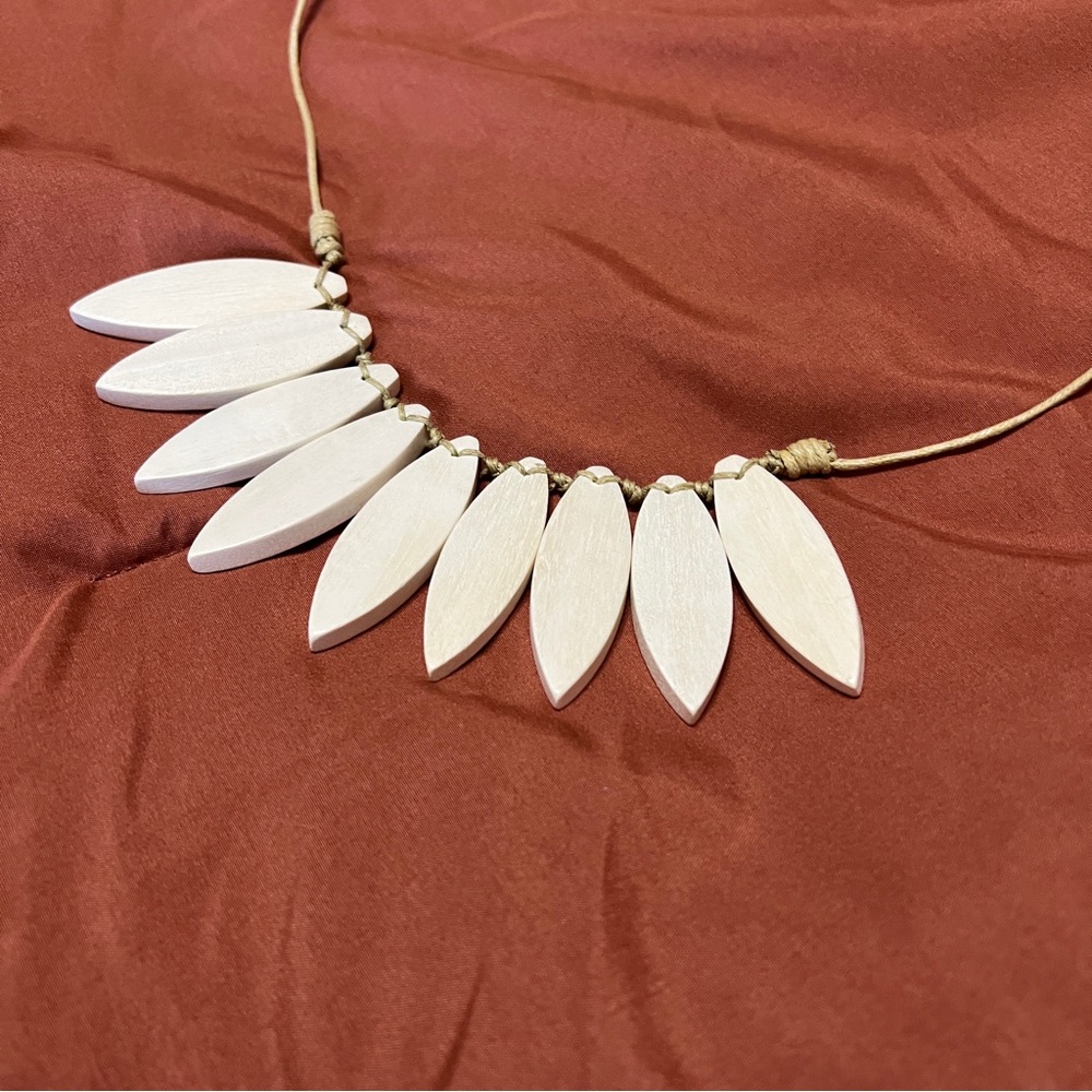 NWT Holiday Wood Leather Necklace